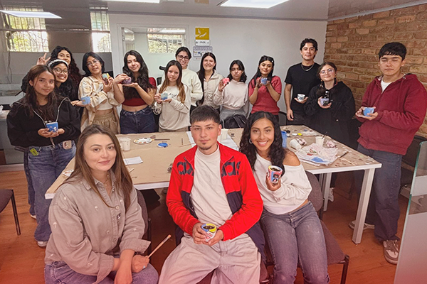 publicación Estudiantes de la sede Vivero participan en el taller integral "Pinta entre raíces y sueños"