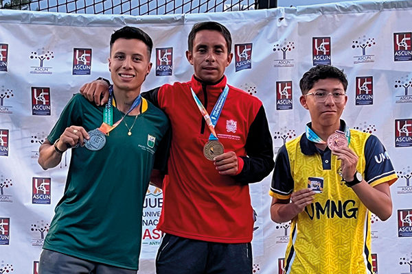 publicación Campeones en Marcha UD